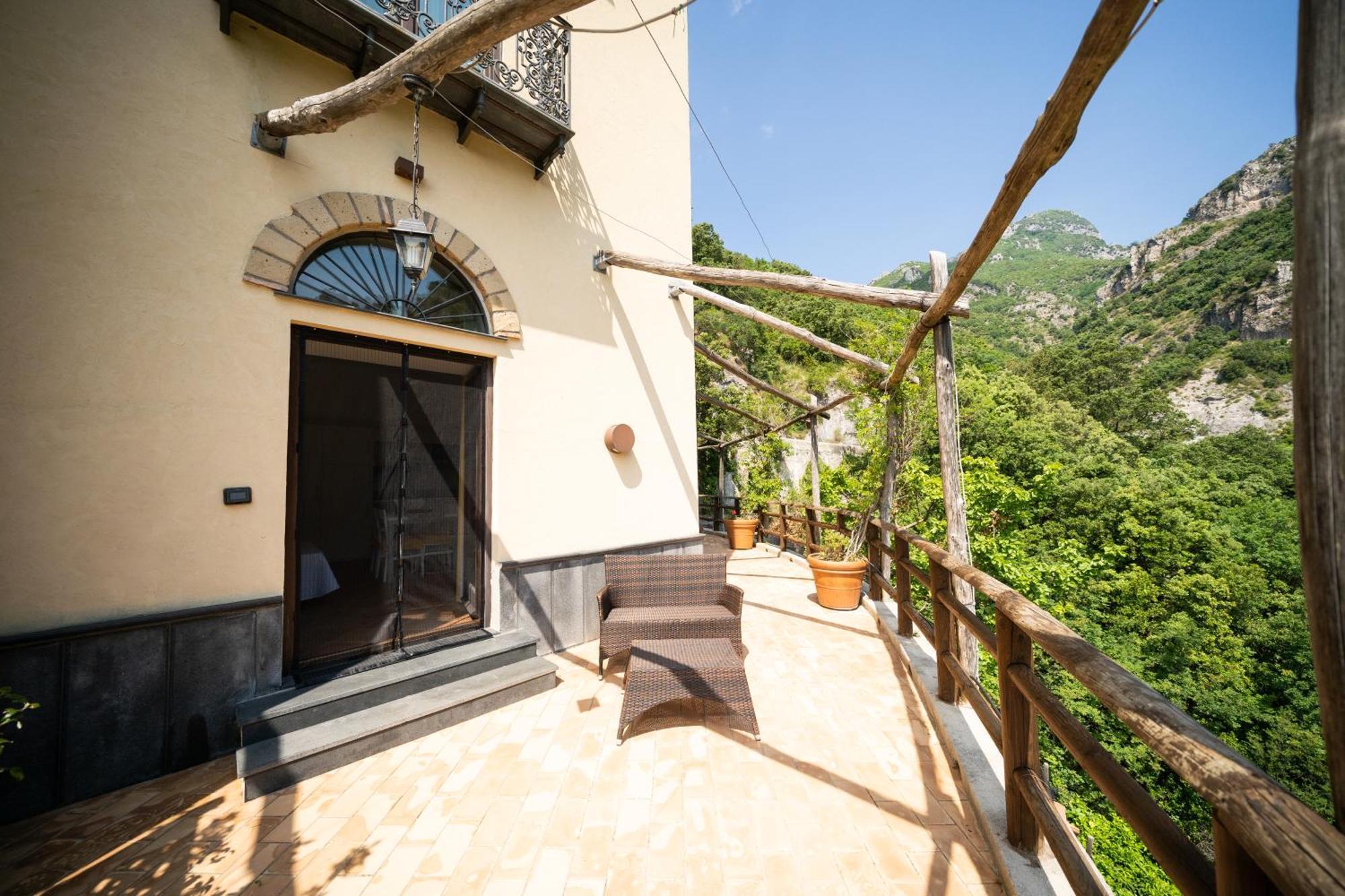 Limoneto Di Ercole Apartment Майори Екстериор снимка